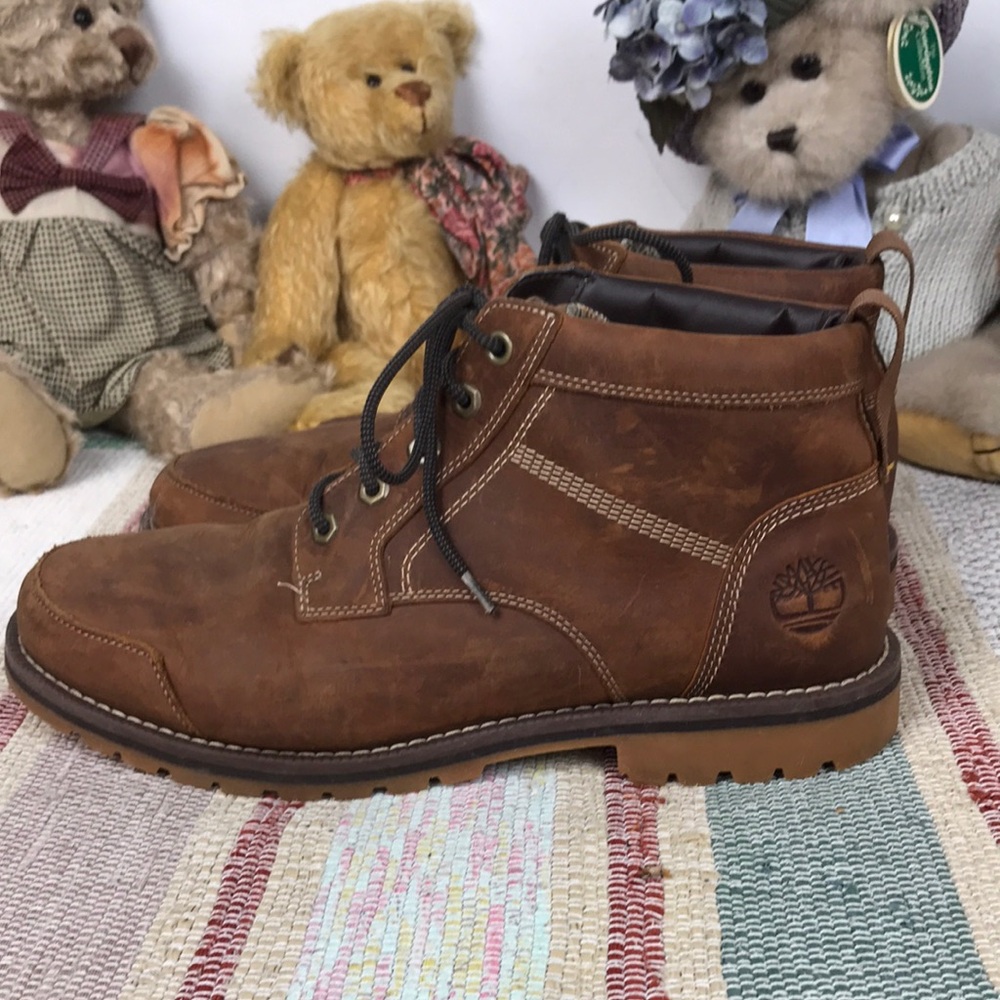 Timberland Men’s Brown Leather Lace-Up Chukka Boots